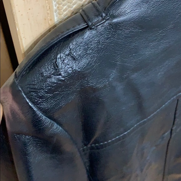 Leather jacket - Picture 5 of 5
